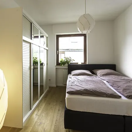 Whiskey Apartment *
